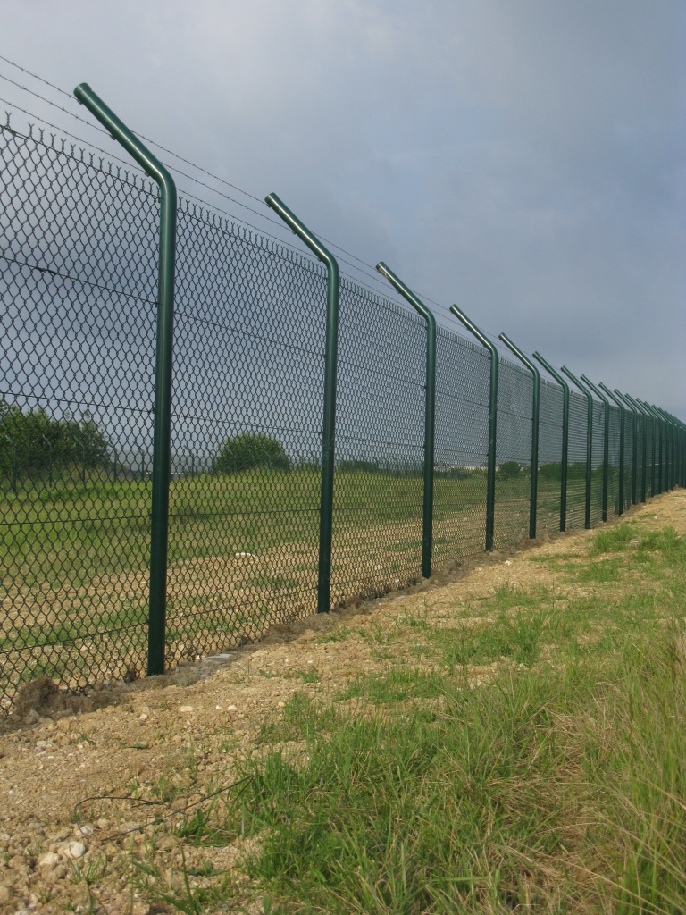 2011-05-11-102-CDG-ZONE III