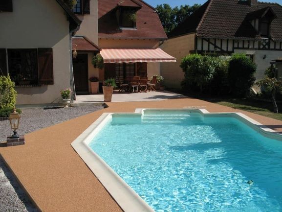 Tapis de marbre piscine et terrasse redim